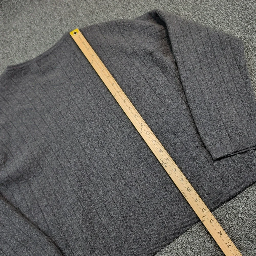 Alfani Vintage Italian V-Neck Sweater XL Gray Extra Fine Merino Wool Ribbed Knit